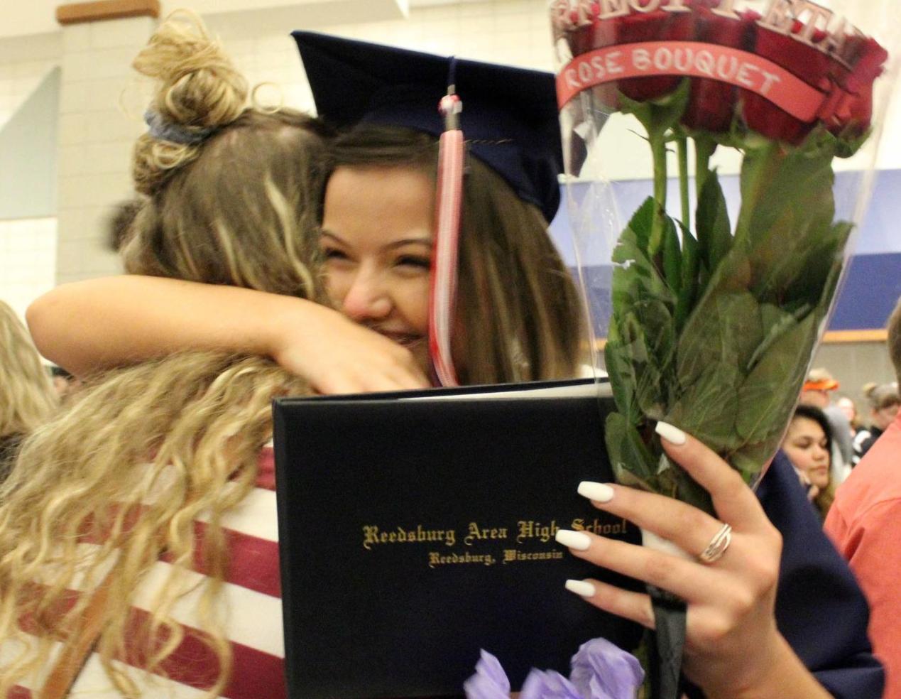 053019-reed-gallery-grad073